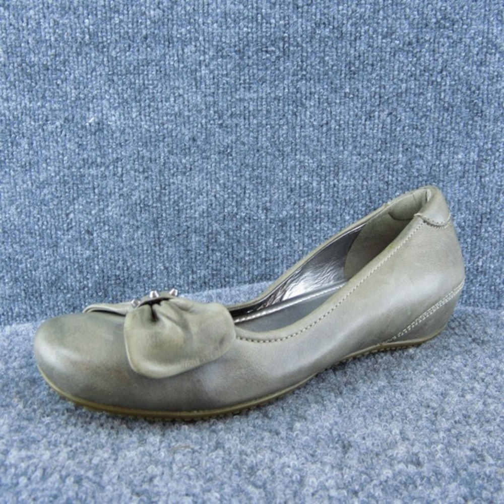 ECCO Women Flat Shoes Gray Leather Slip On‎ Size 37 Medium